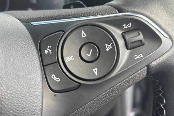 2021 Vauxhall Mokka 1.2 Turbo SRi Nav Premium SUV 5dr Petrol Auto Euro 6 (s/s) (130 ps) - TRIM GS LINE / FABR LEATH RED, photo 19