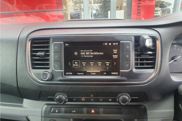 2022 Vauxhall Vivaro - Curtiba Tritone, photo 17