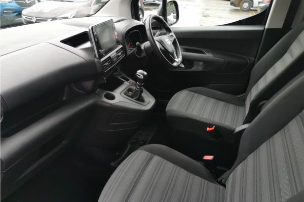 2021 Vauxhall Combo Life 1.5 Turbo D SE MPV 5dr Diesel Manual Euro 6 (s/s) (7 Seat) (100 ps) - Cloth, photo 15