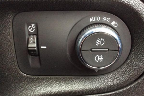2020 Vauxhall Grandland 1.6 Phev 300 Ultm NAV AU AWD - Leather, photo 21