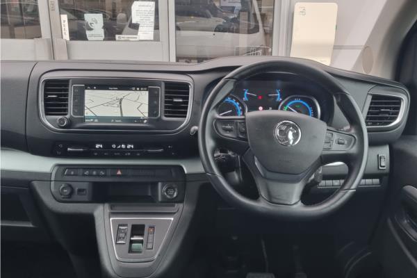 2021 Vauxhall Vivaro-e Life 50kWh Elite L MPV 5dr Electric Auto LWB (8 Seat) (7.4kW Charger) (136 ps) - Leather, photo 11