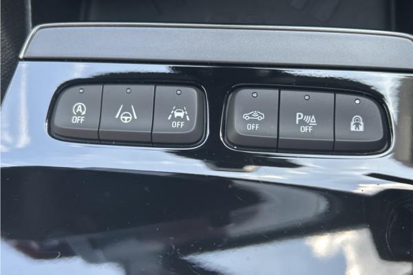 2021 Vauxhall Mokka 1.2 Turbo SRi Nav Premium SUV 5dr Petrol Auto Euro 6 (s/s) (130 ps) - TRIM GS LINE / FABR LEATH RED, photo 32