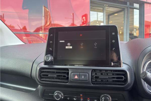2021 Vauxhall Combo Life 1.2 Turbo SE MPV 5dr Petrol Auto Euro 6 (s/s) (130 ps) - Cloth, photo 17