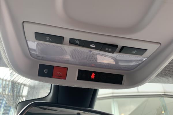 2021 Vauxhall Crossland 1.2 Turbo Elite Nav SUV 5dr Petrol Auto Euro 6 (s/s) (130 ps) - Cloth/Leather, photo 25