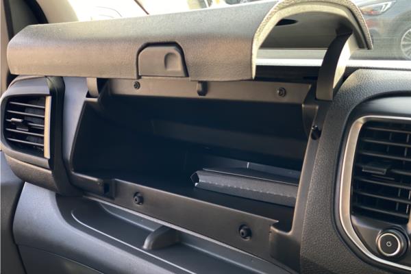 2021 Vauxhall Vivaro-e Life 50kWh Combi MPV 5dr Electric Auto LWB (9 Seat, 7.4kW Charger) (136 ps) - Cloth, photo 26