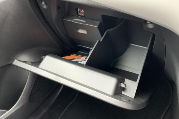 2022 Vauxhall Corsa 1.2 Turbo Design Hatchback 5dr Petrol Auto Euro 6 (s/s) (100 ps) - Fresez Marvel Black Cloth, photo 26