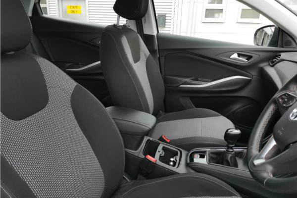 2020 Vauxhall Grandland X 1.2 Turbo GPF SE SUV 5dr Petrol Manual Euro 6 (s/s) (130 ps) - Cloth, photo 34