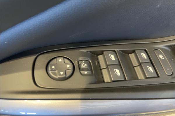 2023 Vauxhall Grandland - Alcantara Jet Black Cloth, Jet Black, photo 25