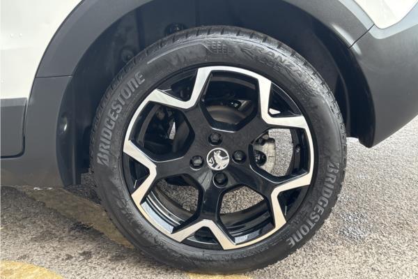 2022 Vauxhall Crossland 1.2 Turbo Ultimate SUV 5dr Petrol Manual Euro 6 (s/s) (110 ps) - Flry Blk Ergnmc, photo 20