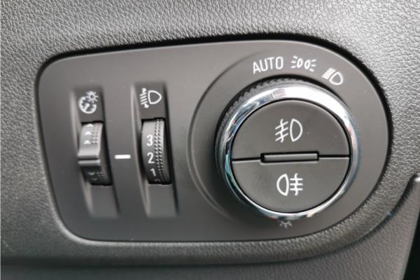 2024 Vauxhall Crossland 1.2 Turbo GS SUV 5dr Petrol Auto Euro 6 (s/s) (130 ps) - Banda-jet Black, photo 20