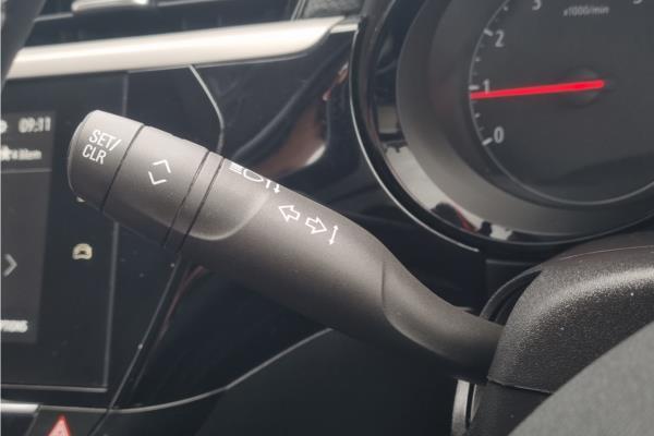 2020 Vauxhall Corsa 1.2 Turbo SE Hatchback 5dr Petrol Auto Euro 6 (s/s) (100 ps) - Cloth, photo 27