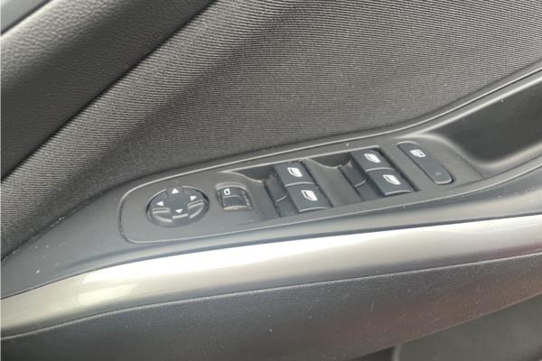 2018 Vauxhall Grandland X 1.2 Turbo SE SUV 5dr Petrol Auto 8Spd Euro 6 (s/s) (130 ps) - Cloth, photo 22