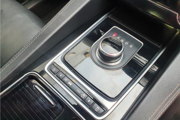 Non Franchise 2017 Jaguar F-PACE 2.0d R-Sport SUV 5dr Diesel Auto AWD Euro 6 (s/s) (180 ps) - Leather, photo 32