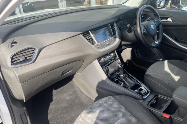 2019 Vauxhall Grandland X 1.2 Turbo SE SUV 5dr Petrol Auto 8Spd Euro 6 (s/s) (130 ps) - Cloth, photo 15