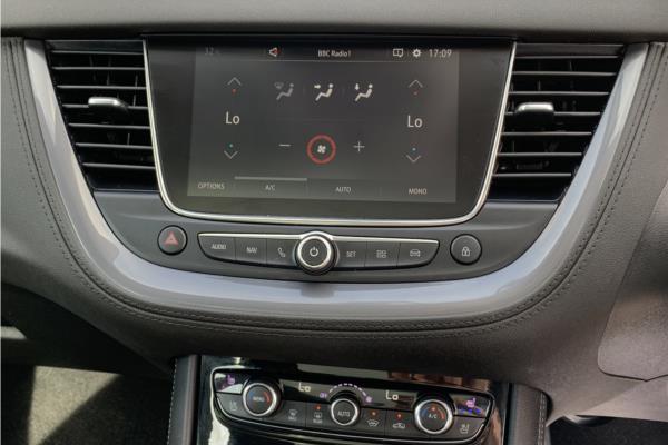 2020 Vauxhall Grandland X 1.2 Turbo Elite Nav SUV 5dr Petrol Auto 8Spd Euro 6 (s/s) (130 ps) - Leather, photo 17