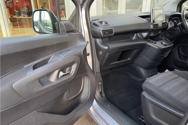 2019 Vauxhall Combo Life 1.5 Turbo D BlueInjection Energy MPV 5dr Diesel Auto Euro 6 (s/s) (130 ps) - Cloth, photo 34