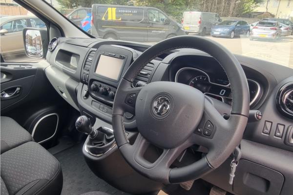 2018 VAUXHALL VIVARO - Cloth, photo 12