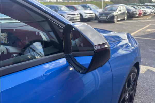 Vauxhall Astra* 5Dr 54kWh 11kWCh Ultimate AU - Jet Blk+alcantr, photo 40