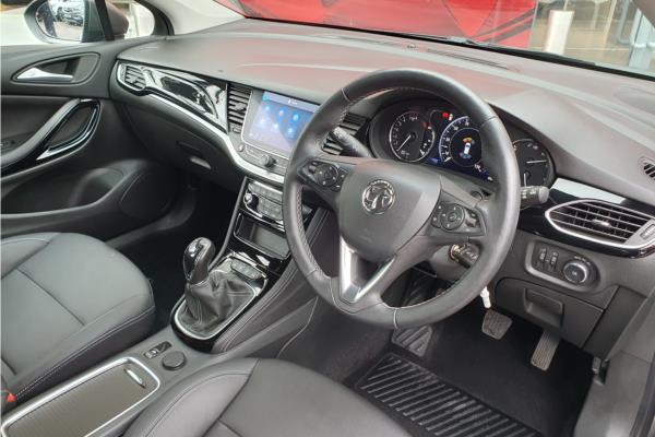 2020 Vauxhall Astra 1.2 Turbo Elite Nav Hatchback 5dr Petrol Manual Euro 6 (s/s) (145 ps) - Leather, photo 12