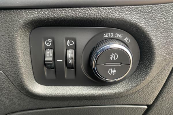 2019 Vauxhall Astra 1.6 CDTi ecoTEC BlueInjection Tech Line Nav Sports Tourer 5dr Diesel Euro 6 (s/s) (110 ps) - Cloth, photo 21