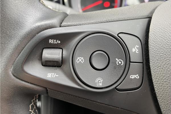 2018 Vauxhall Astra 1.4i Turbo Elite Nav Hatchback 5dr Petrol (150 ps) - Leather, photo 18