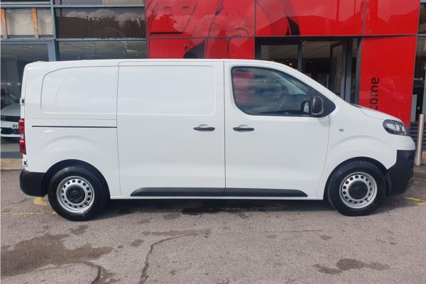 2022 Vauxhall Vivaro - Curtiba Tritone, photo 9