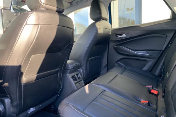 2020 Vauxhall Grandland X 1.6 13.2kWh Business Edition Nav Premium SUV 5dr Petrol Plug-in Hybrid Auto 4WD Euro 6 (s/s) Hybrid4 (300 ps) - Leather, photo 43