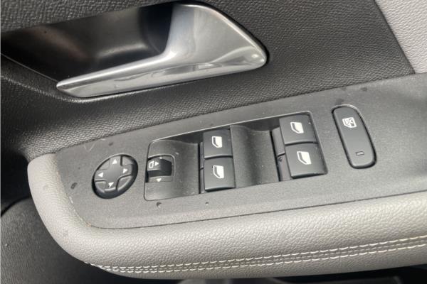 2021 Vauxhall Mokka 1.2 Turbo Elite Nav Premium SUV 5dr Petrol Manual Euro 6 (s/s) (100 ps) - Black Jasmin Lt, photo 17