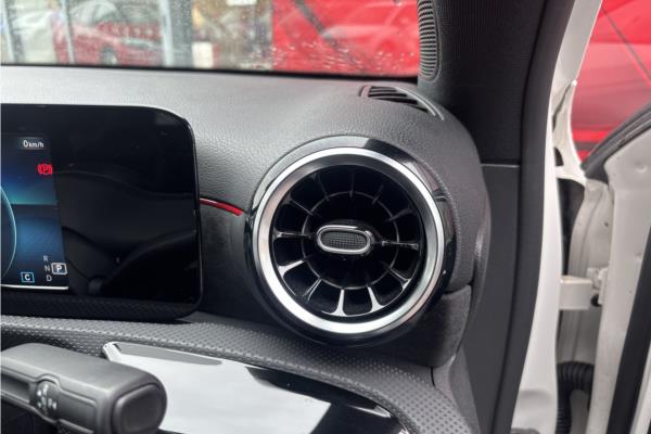 Non Franchise 2021 Mercedes-Benz A Class 1.3 A180 AMG Line Hatchback 5dr Petrol 7G-DCT Euro 6 (s/s) (136 ps) - Fabic - Cloth, photo 38