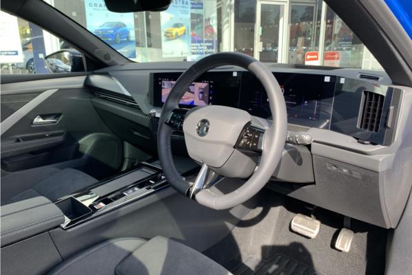 2023 Vauxhall Astra Electric 54kWh Ultimate Hatchback 5dr Electric Auto (156 ps) - Black Alcantara, photo 12