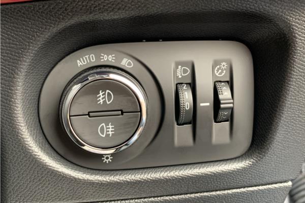 2021 Vauxhall Mokka 1.2 Turbo SRi Premium SUV 5dr Petrol Manual Euro 6 (s/s) (100 ps) - Cloth/Leather, photo 21