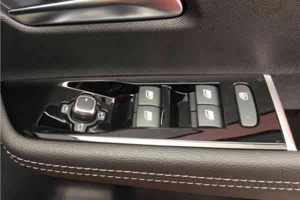 2022 Vauxhall Astra - Cloth Sienna/Jet Blk, photo 22