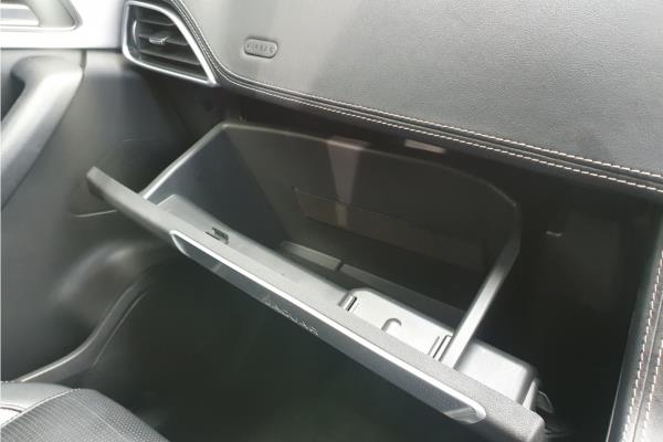 Non Franchise 2017 Jaguar F-PACE 2.0d R-Sport SUV 5dr Diesel Auto AWD Euro 6 (s/s) (180 ps) - Leather, photo 26