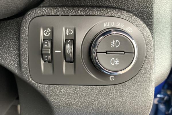 2020 Vauxhall Combo Life 1.2 Turbo Elite MPV 5dr Petrol Auto Euro 6 (s/s) (130 ps) - Cloth, photo 21