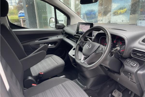 2021 Vauxhall Combo Life 1.2 Turbo Elite MPV 5dr Petrol Auto Euro 6 (s/s) (130 ps) - Leather, photo 12