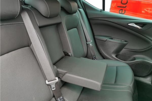 2019 Vauxhall Astra 1.4i Turbo GPF Ultimate Hatchback 5dr Petrol Auto Euro 6 (s/s) (150 ps) - Leather, photo 36