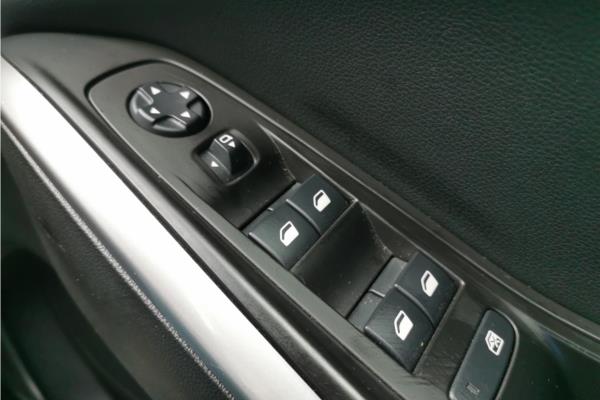 2024 Vauxhall Grandland 1.2 MHEV Ultimate SUV 5dr Petrol Hybrid e-DCT Euro 6 (s/s) (136 ps) - Black Alcantara, photo 22