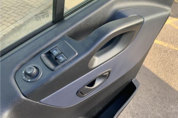 2019 Vauxhall Vivaro 1.6 CDTi 2900 BiTurbo ecoTEC Panel Van 5dr Diesel Manual L2 H2 Euro 6 (s/s) (125 ps) - Cloth, photo 18