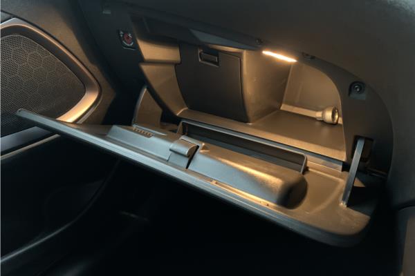 2019 Vauxhall Crossland X 1.2 Turbo Elite SUV 5dr Petrol Auto Euro 6 (s/s) (130 ps) - Cloth, photo 26