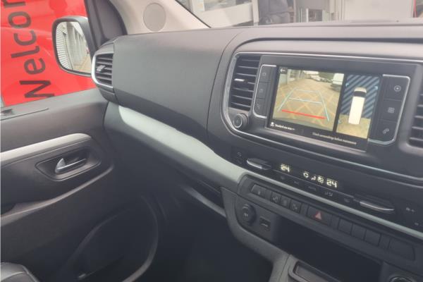 2021 Vauxhall Vivaro-e Life 50kWh Elite L MPV 5dr Electric Auto LWB (8 Seat) (7.4kW Charger) (136 ps) - Leather, photo 25