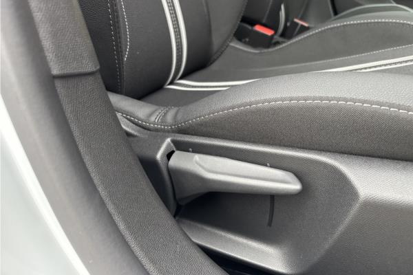 Vauxhall Corsa 5Dr HAT 1.2 TB 100ps YES Winter PK - Banda Marvel Bl, photo 28