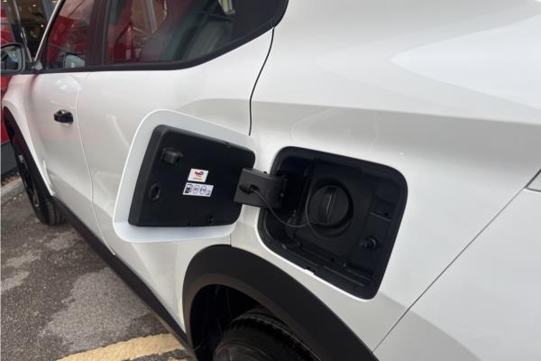 Vauxhall Frontera 1.2 Hybrid 110ps Design E-dct6 - Grey Cloth Seat, photo 34