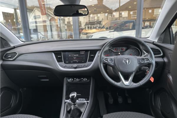 2020 Vauxhall Grandland X 1.2 Turbo SRi Nav SUV 5dr Petrol Manual Euro 6 (s/s) (130 ps) - Cloth, photo 10