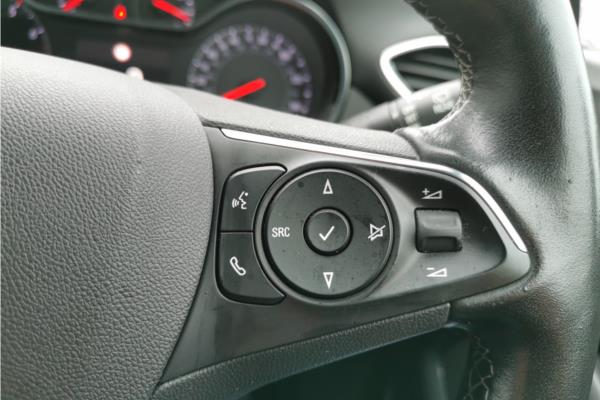 2022 Vauxhall Crossland 1.2 Turbo Ultimate SUV 5dr Petrol Auto Euro 6 (s/s) (130 ps) - Cloth/Alcantara, photo 19