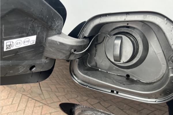 2021 Vauxhall Corsa 1.2 Turbo Elite Hatchback 5dr Petrol Auto Euro 6 (s/s) (100 ps) - Cloth, photo 35