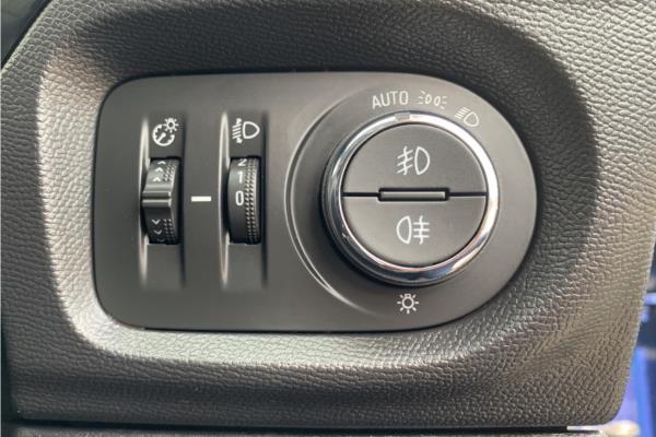 2021 Vauxhall Corsa 1.2 Turbo Elite Nav Hatchback 5dr Petrol Auto Euro 6 (s/s) (100 ps) - Cloth, photo 21