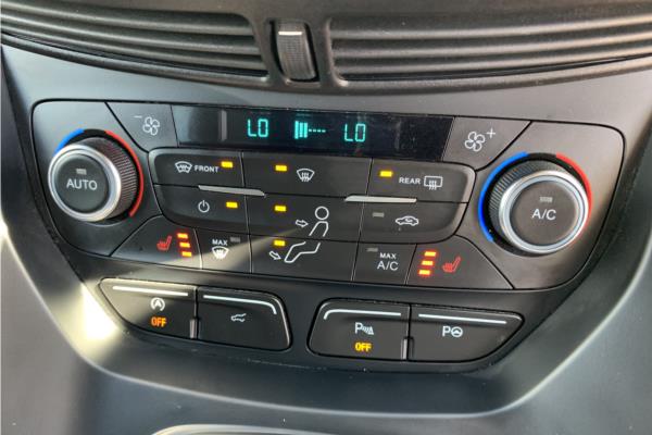 Non Franchise 2018 Ford Kuga 2.0 TDCi ST-Line X SUV 5dr Diesel Powershift AWD Euro 6 (s/s) (180 ps) - Fabic - Cloth, photo 16