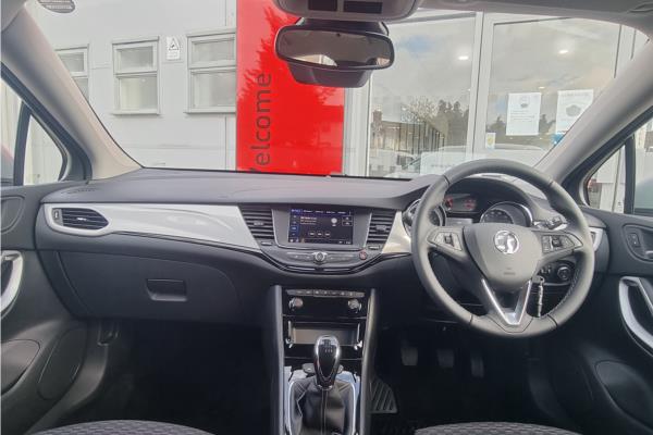 2021 Vauxhall Astra 1.2 Turbo SRi Nav Hatchback 5dr Petrol Manual (s/s) (145 ps) - Cloth Sienna/Jet Blk, photo 9