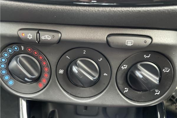 2019 Vauxhall Corsa 1.4i ecoTEC SE Nav Hatchback 5dr Petrol Auto Euro 6 (90 ps) - Cloth, photo 16