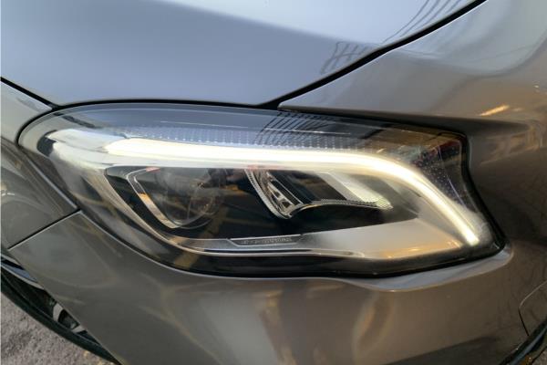 Non Franchise 2019 Mercedes-Benz GLA Class 1.6 GLA180 Urban Edition SUV 5dr Petrol 7G-DCT Euro 6 (s/s) (122 ps) - Mixed Leather - Fabric/Cloth, photo 40